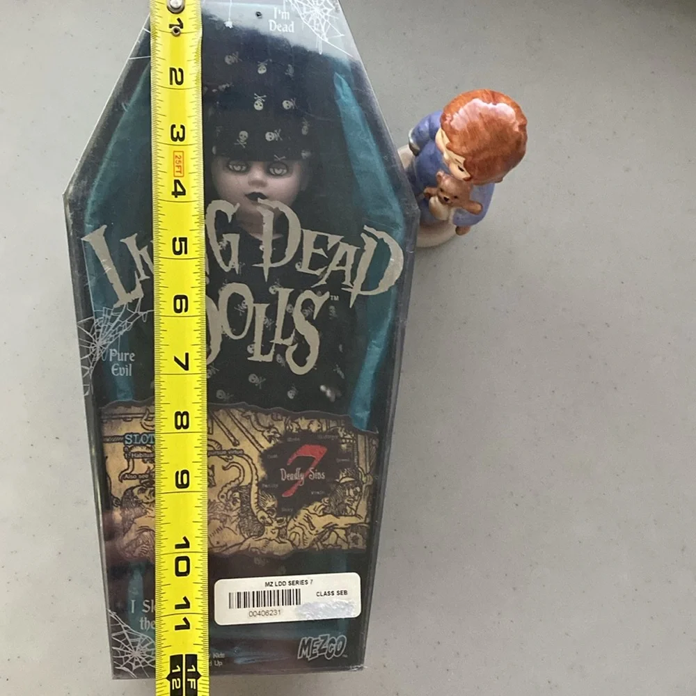 Living Dead Dolls Bedtime Sadie Sloth Series 7, RARE